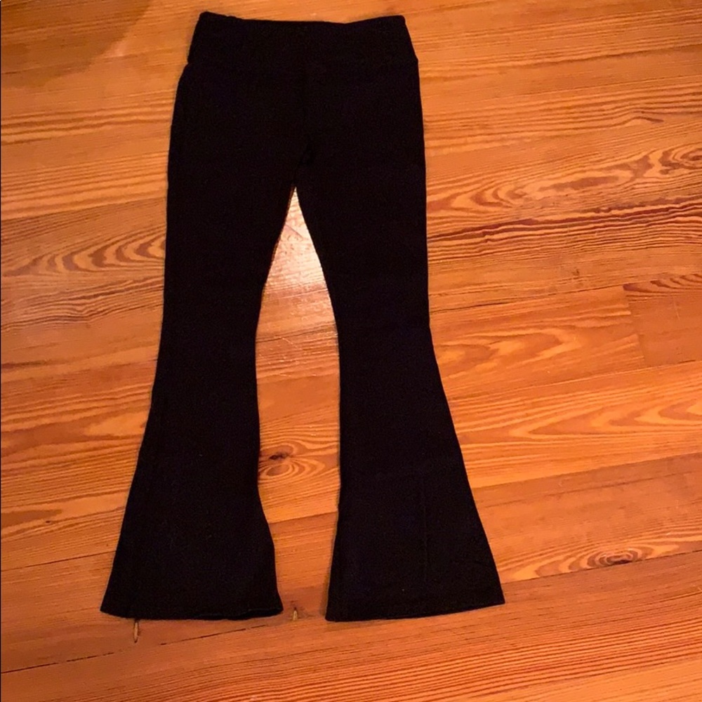Splits59 medium short leggings